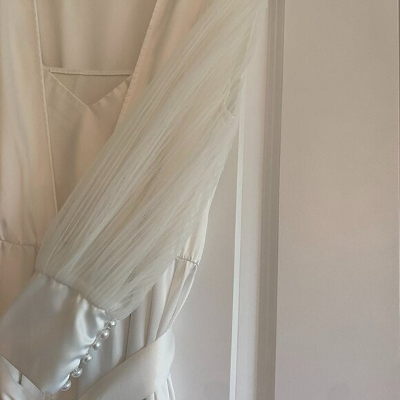 LeRose- Alaina Pleated Sleeve Satin Bridal Maxi- Includes slip - Picture 4 of 7